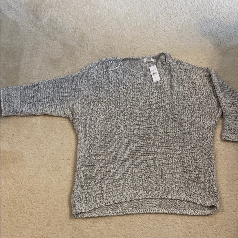 3/4 grey sweater